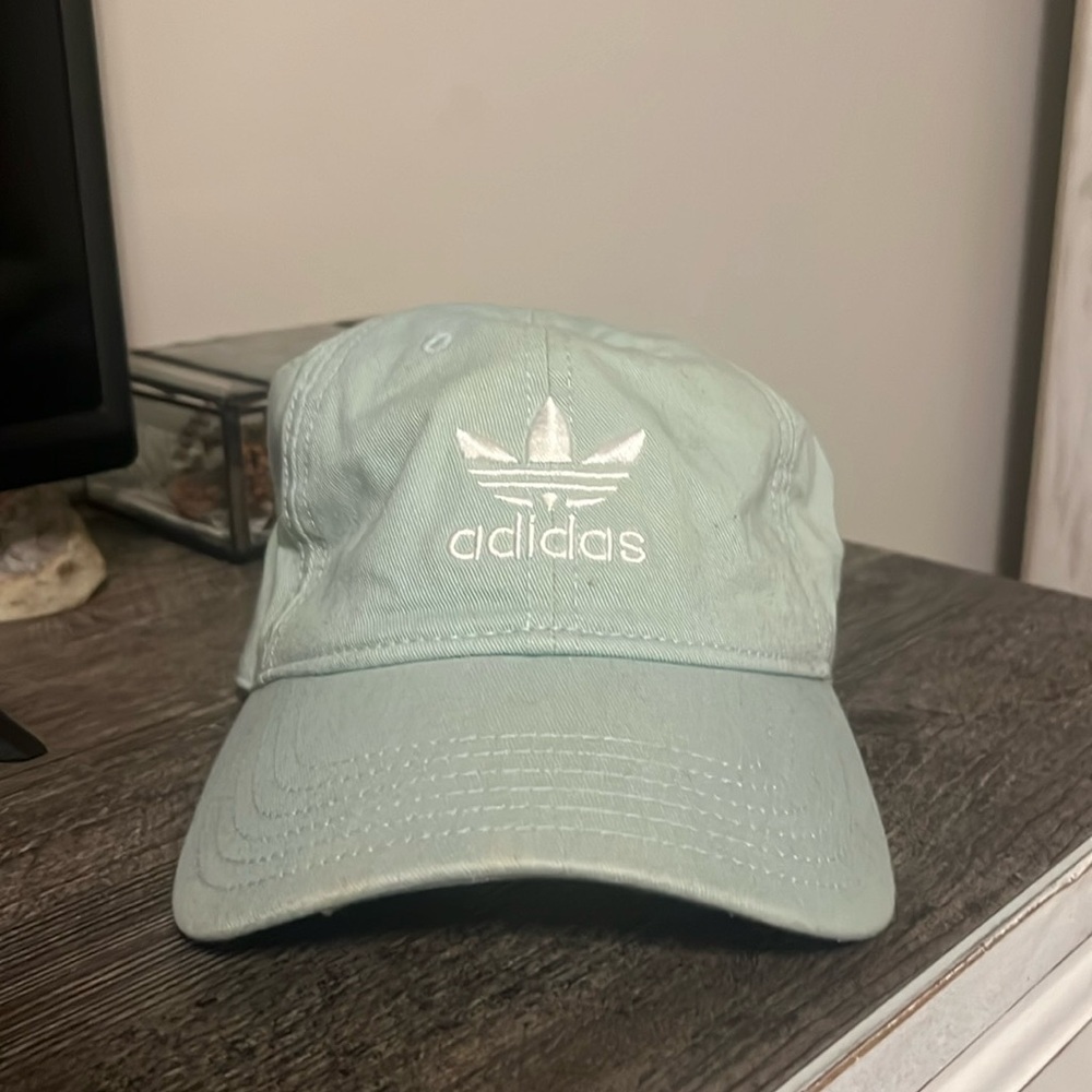 Baby blue women’s Adidas baseball hat